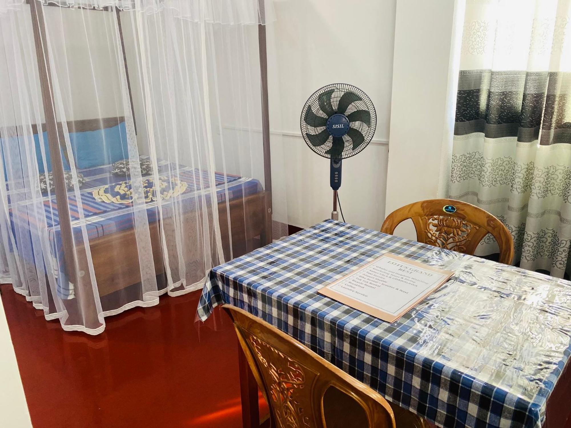 Lotus Grand Rest Otel Mirissa Dış mekan fotoğraf