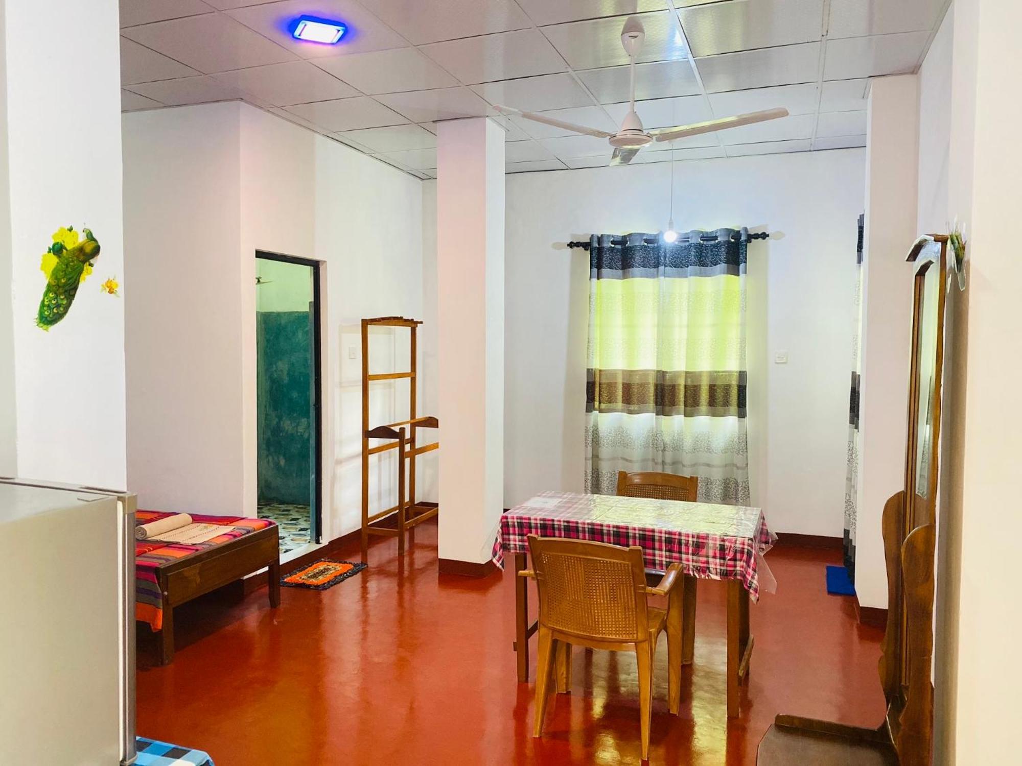 Lotus Grand Rest Otel Mirissa Dış mekan fotoğraf