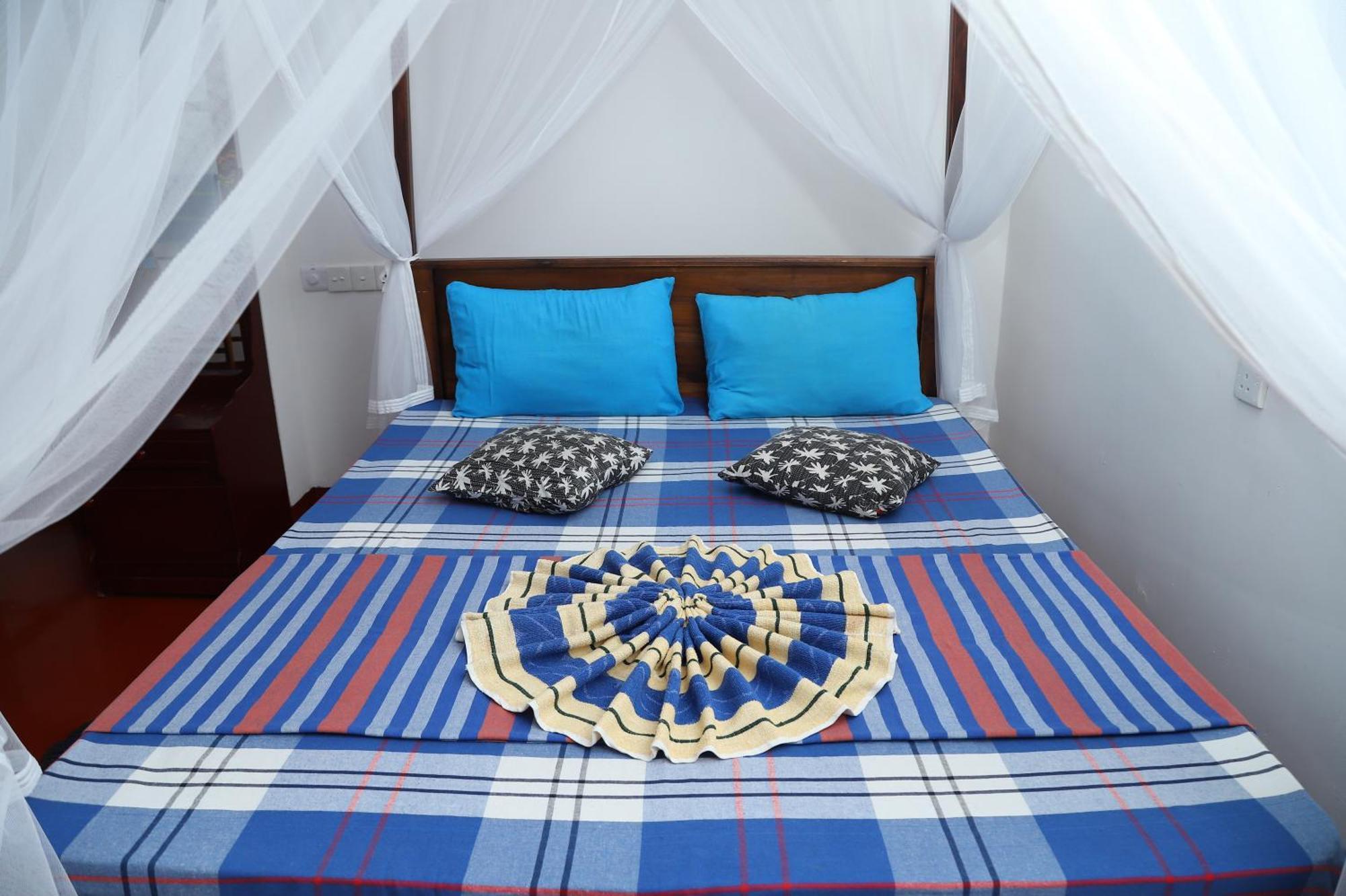 Lotus Grand Rest Otel Mirissa Dış mekan fotoğraf